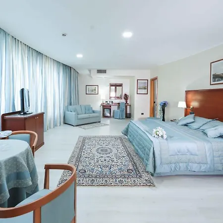 Edra Palace & Ristorante Hotel 4*