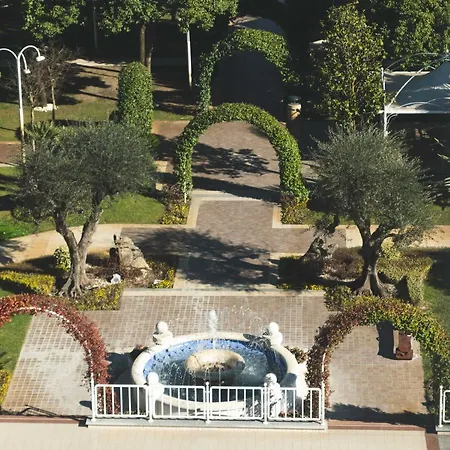 Edra Palace & Ristorante Hotel 4*