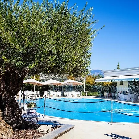 Edra Palace & Ristorante Hotel 4*