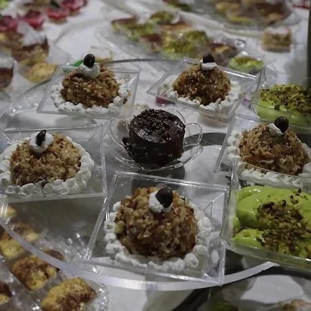 Edra Palace & Ristorante מלון 4*