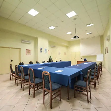 Edra Palace & Ristorante מלון קזינו